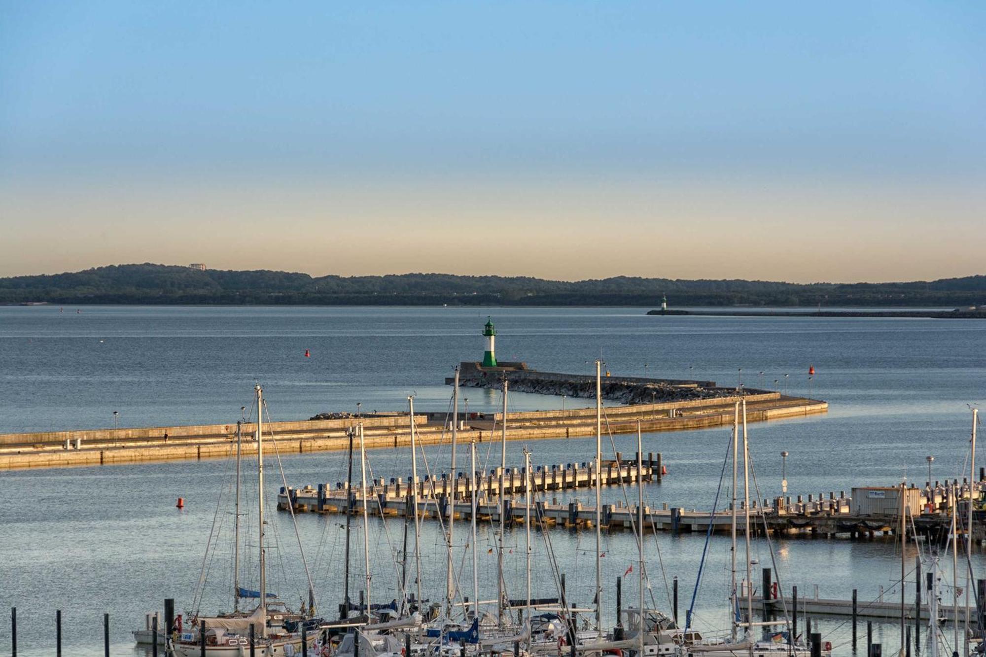 De Bootsmann - Mit Traumhaften Panorama-Meerblick Sassnitz Ngoại thất bức ảnh